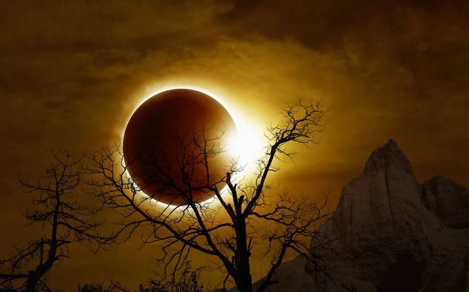 Luna llena, lluvia de estrellas y eclipse solar en octubre
