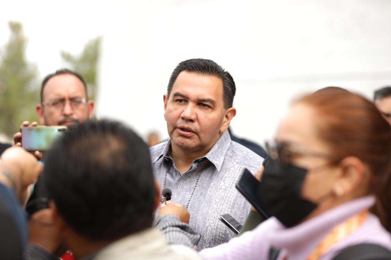 Mejorará pavimentación vida de vecinos en la calle Mamey: Cruz
