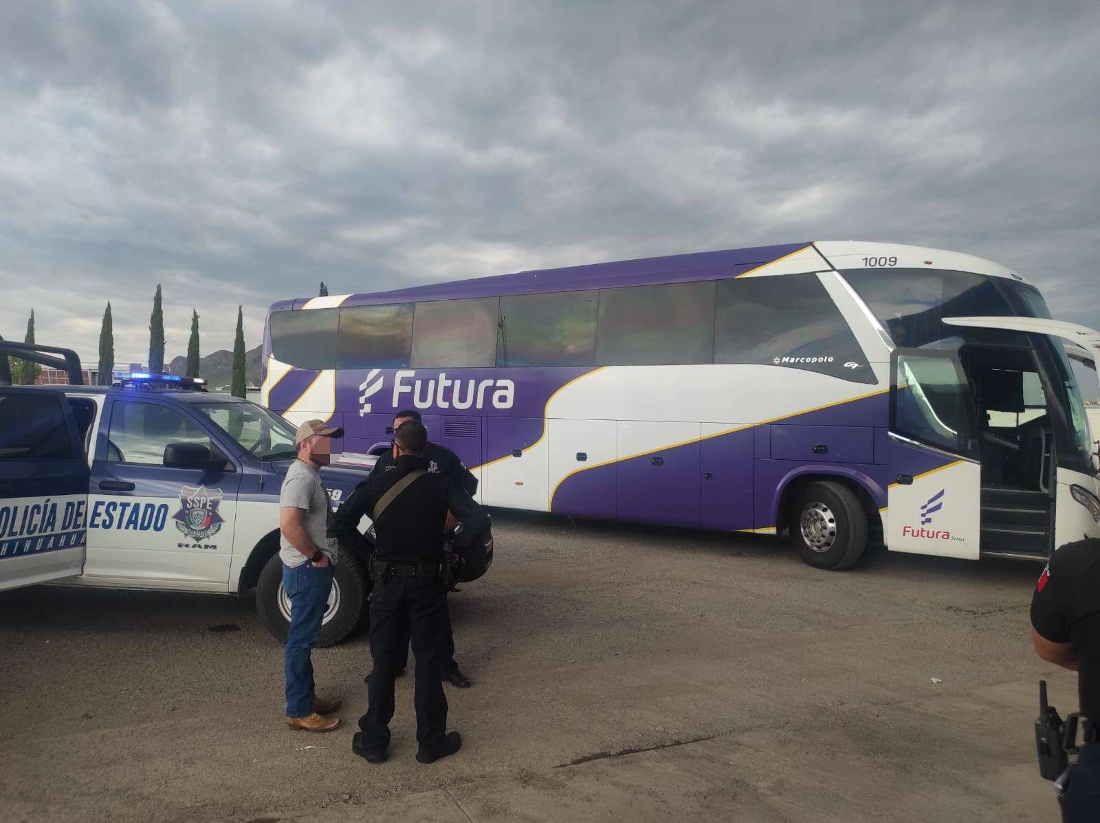 Cae chofer de camión foráneo por extorsionar a migrantes