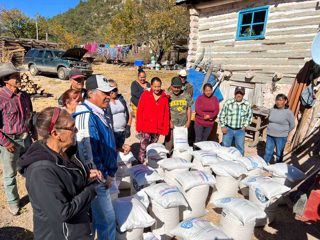 Suman 2 mil 500 familias de la Sierra beneficiadas con apoyos ...