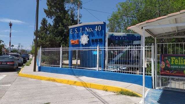 Construyen gimnasio de usos múltiples en la Técnica 40 con el Presupuesto Participativo
