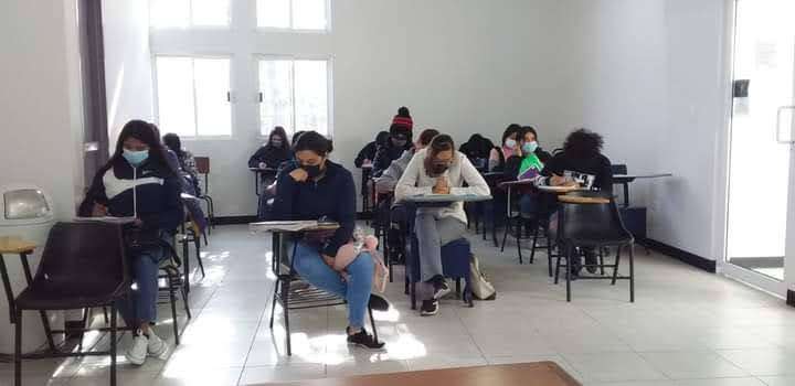Promueve Centros Comunitarios asesorías de prepa en sus diversas sedes