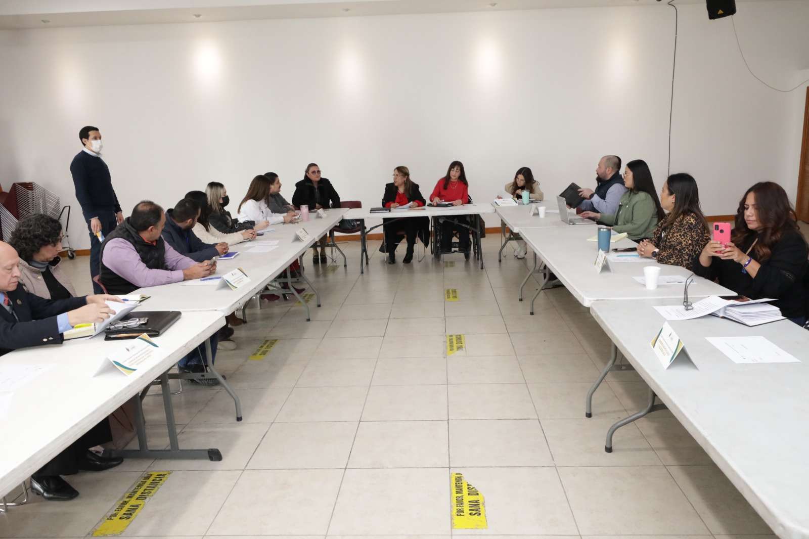 Harán campaña para promover respeto a los adultos mayores en transporte público