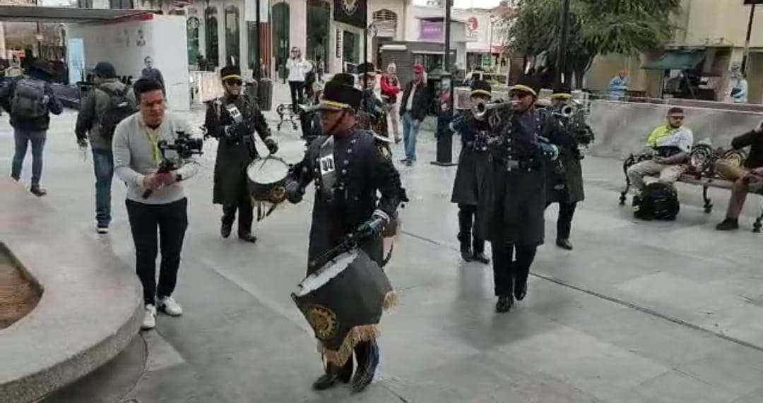 Clausuran encuentro nacional de escoltas y bandas de guerra | La Opción ...