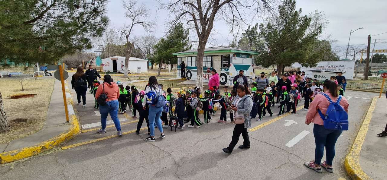 Visita la mini ciudad vial el Jardín de Niños Izcalli