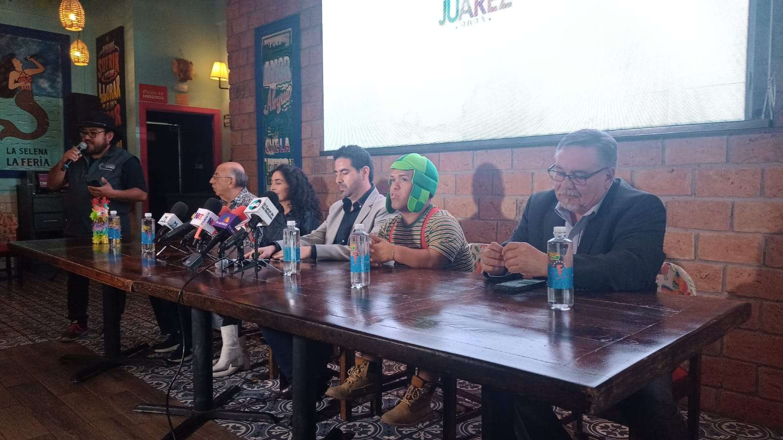 Presentan cartelera para Feria Juárez 2023