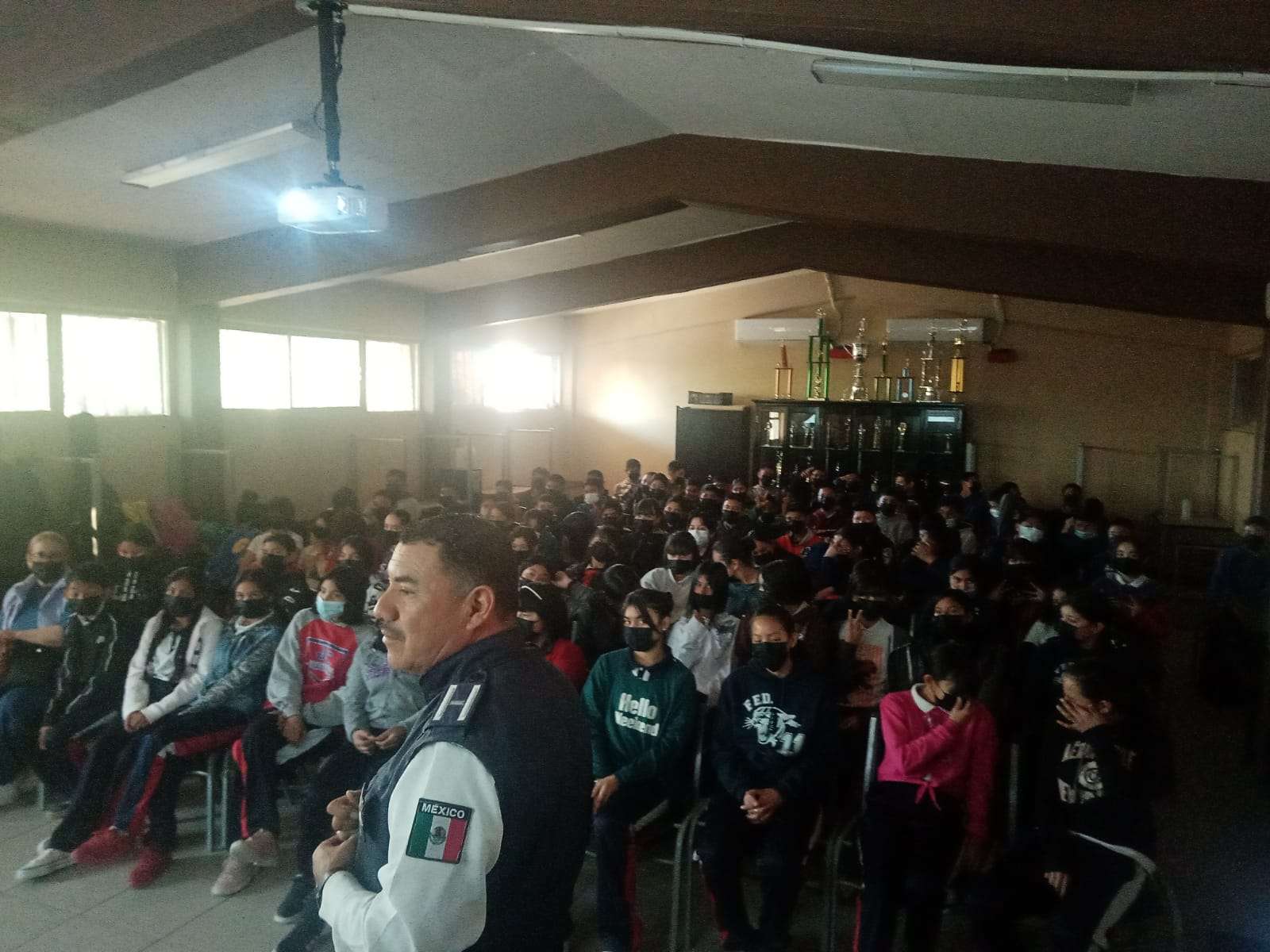 Lleva Seguridad Vial plática Adolescente Consciente a la Secundaria Federal #11