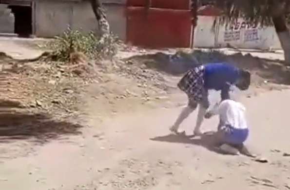 Fallece tras ser brutalmente golpeada por compañera de clases