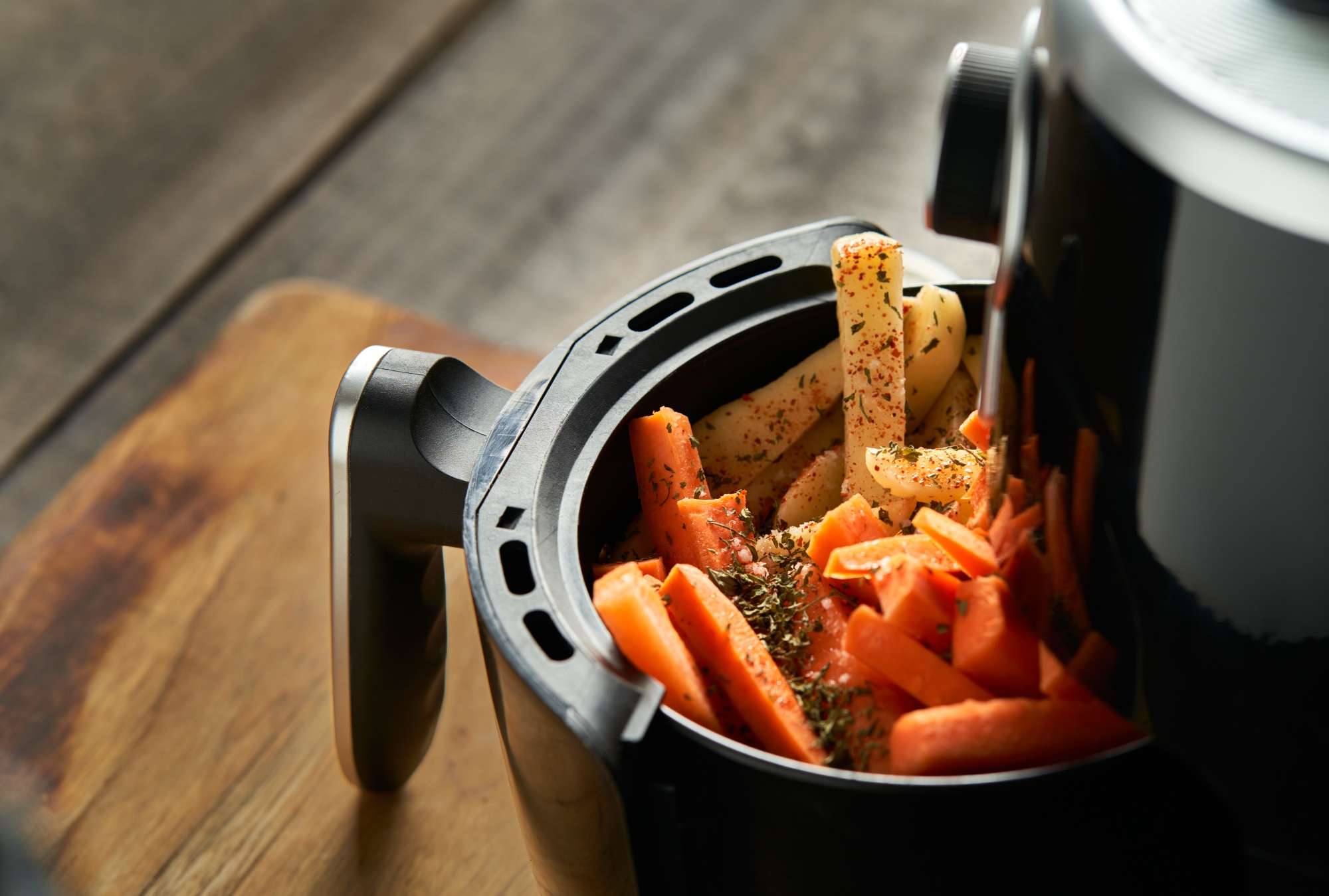 Cocinar con freidora de aire puede representar este riesgo para la salud