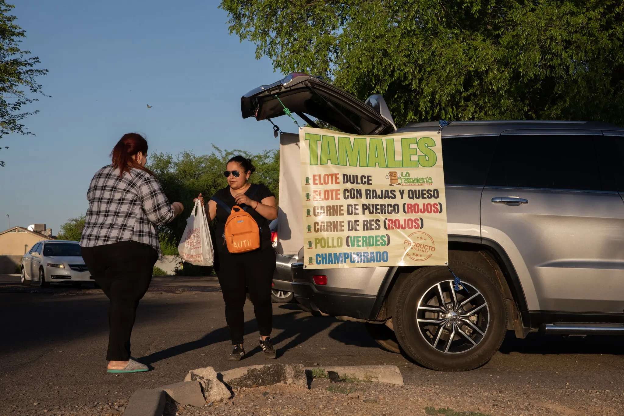 Multa de 500 dólares y seis meses de cárcel por vender tamales en Arizona