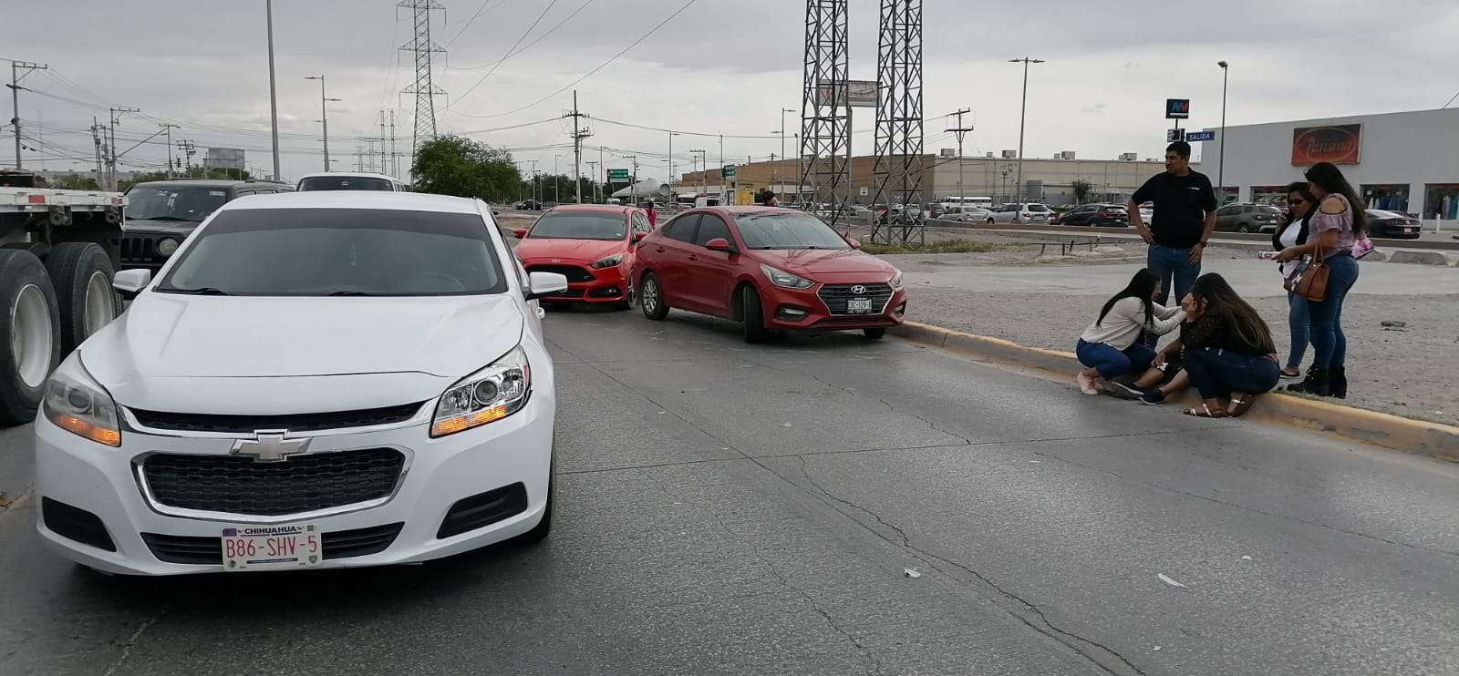Atropellan a mujer que intentaba cruzar en Las Torres | La Opción de ...