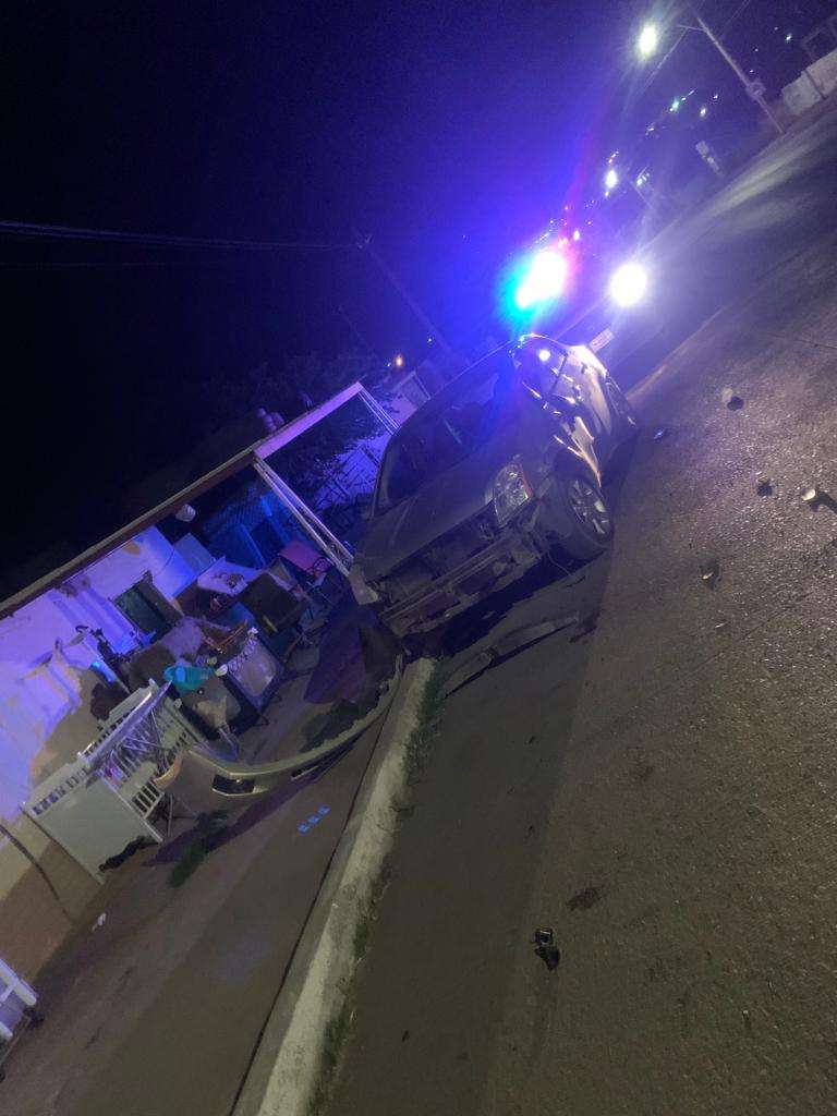 Choca contra vehículo y se da a la fuga | La Opción de Chihuahua