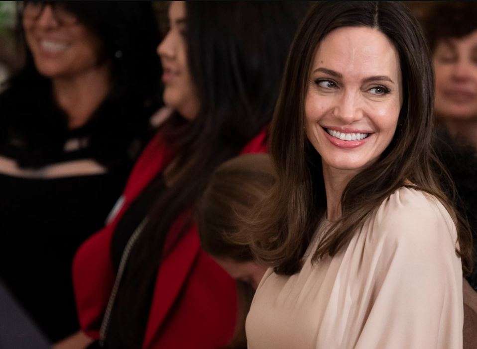 Abrirá Angelina Jolie negocio de moda en el viejo estudio de Basquiat en Nueva York