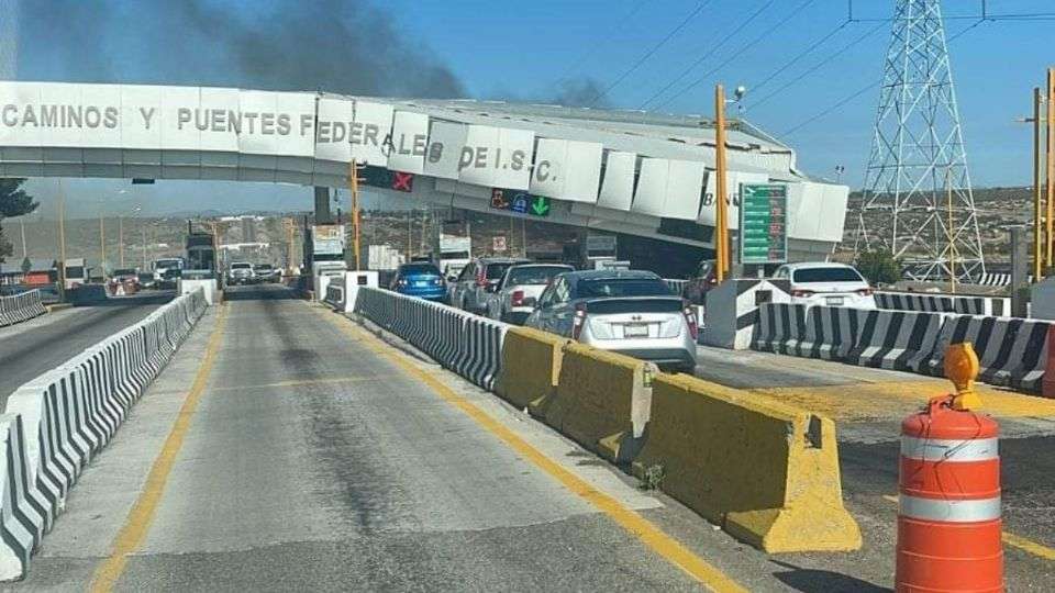 Muere una persona tras colapso de la caseta de cobro en la autopista La Rumorosa-Tecate