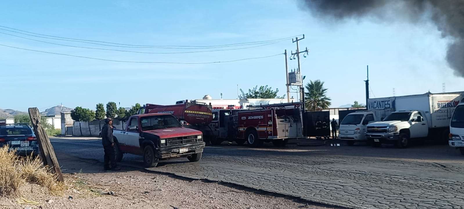 Consume incendio fabrica Rhebsa en colonia Valles de Chihuahua | La ...