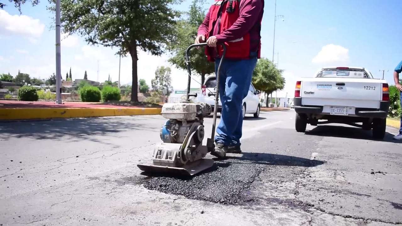 Realizan trabajos de bacheo en calles y avenidas de la ciudad | La ...