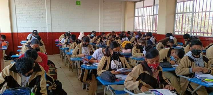 Otorga juez de Zacatecas suspensión contra entrega de Libros de Texto