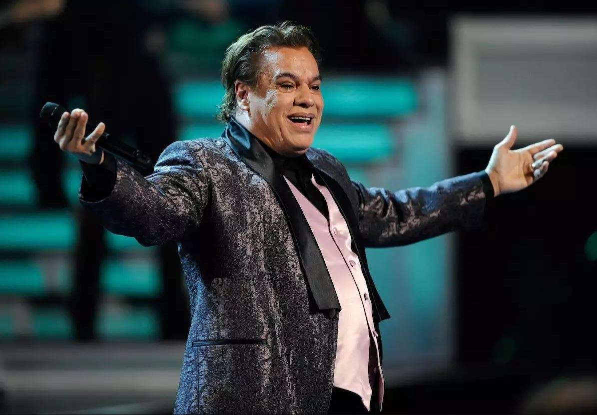 Analizan supuesto audio en el que Juan Gabriel desmiente su muerte