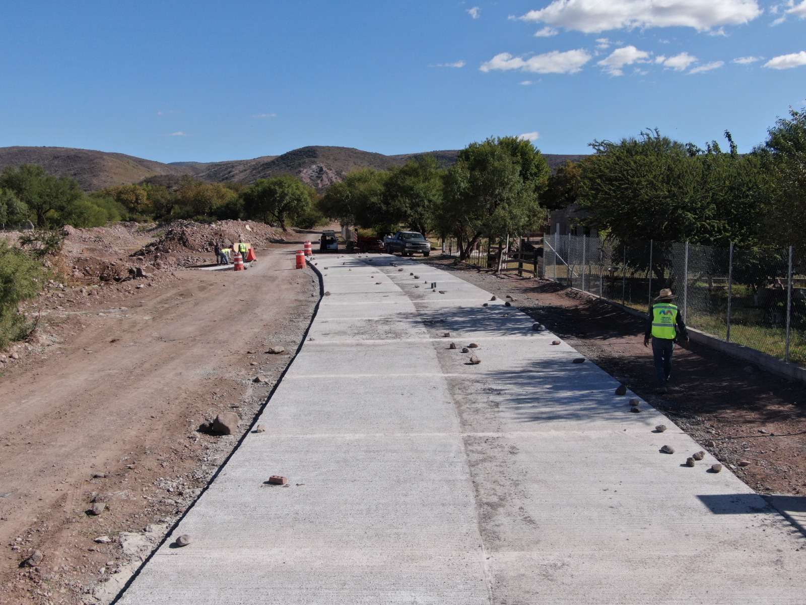 Pavimentan Camino A La Comunidad De La Cuadrilla En El Fresno La Opción De Chihuahua 