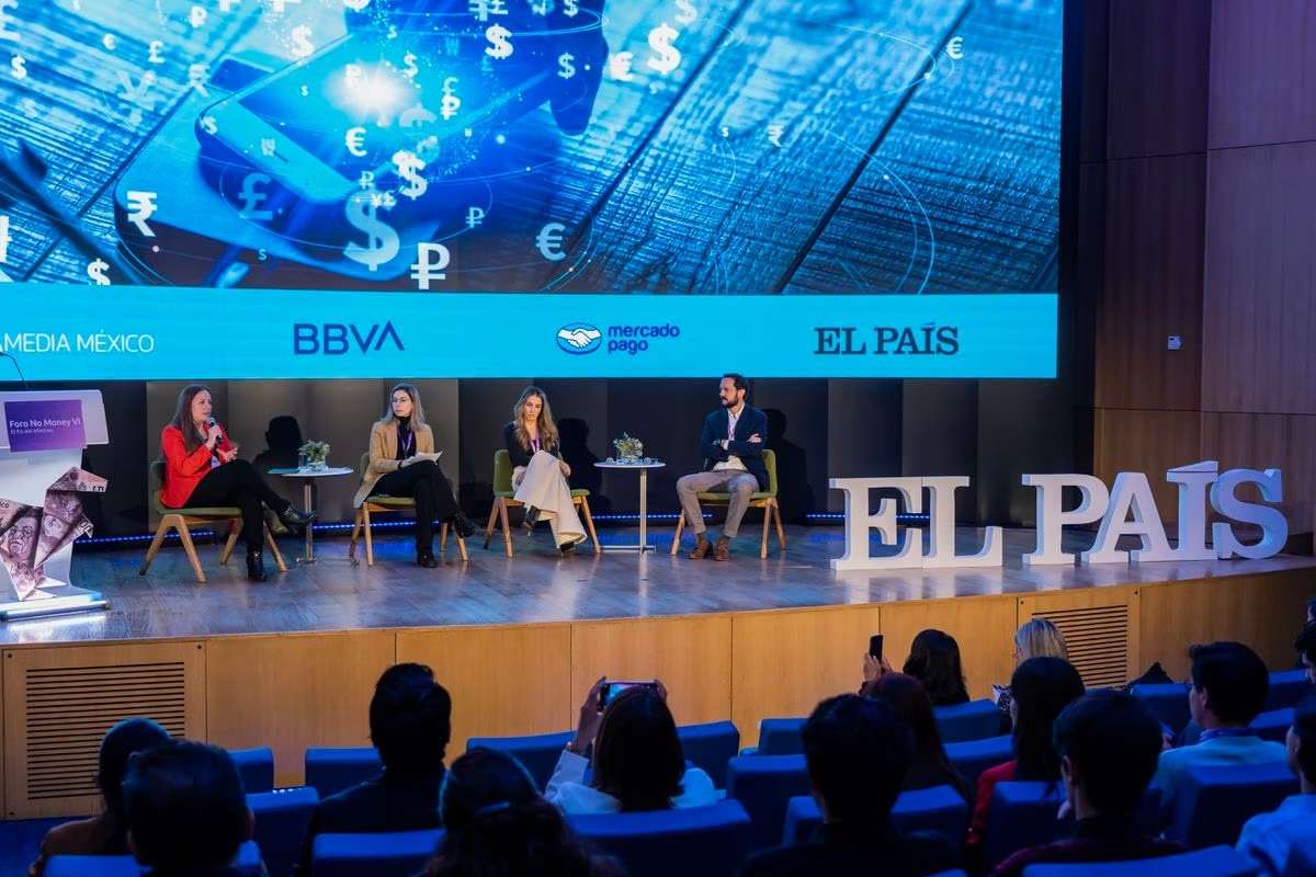 Del efectivo a las criptomonedas: los retos de México en la economía digital
