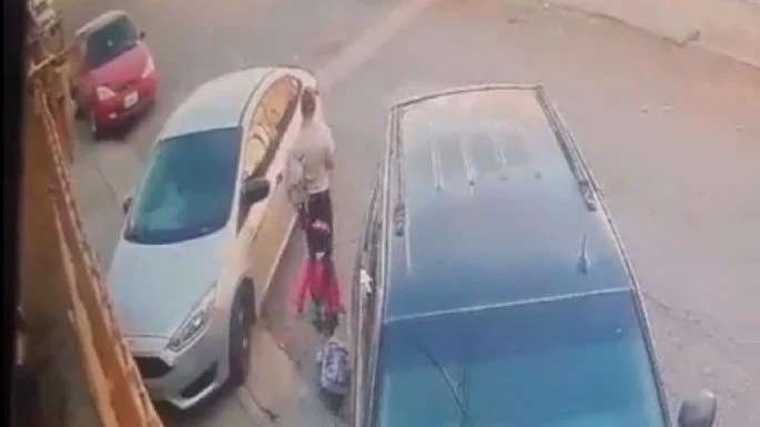 Asesina sicario a una policía frente a su hija de 5 años en Tijuana