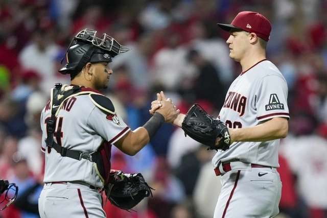 Consigue Arizona séptimo juego ante Filis por campeonato de Liga Nacional