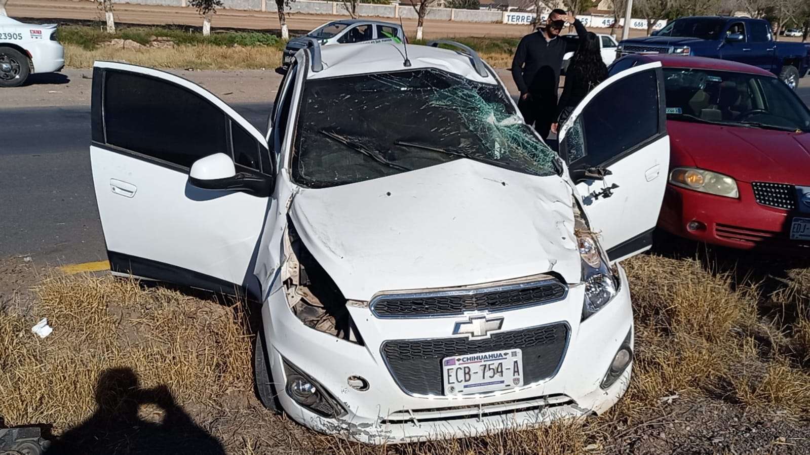 Vuelca al perder el control de su vehículo en carretera a Aldama | La ...
