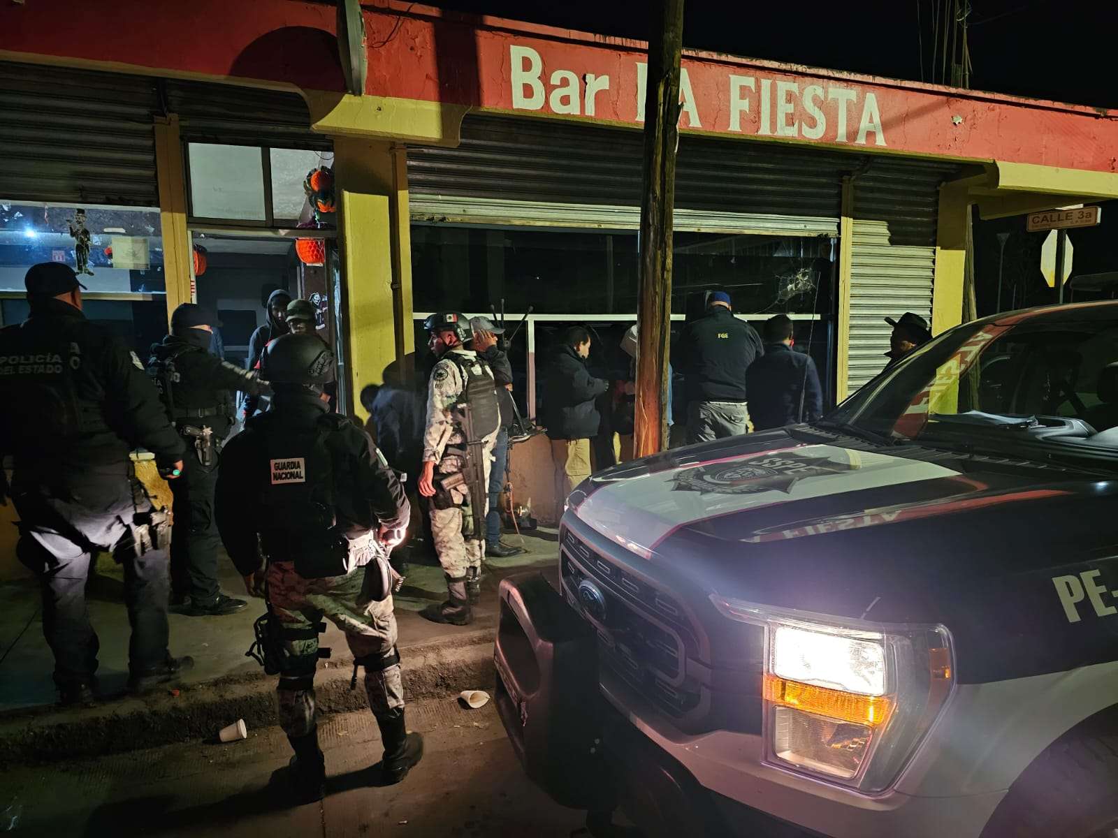 Hallan drogas en 4 bares de Cuauhtémoc; los clausuran