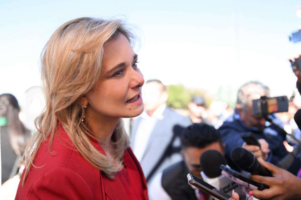 En el desfile se observó el profesionalismo de las corporaciones: Maru