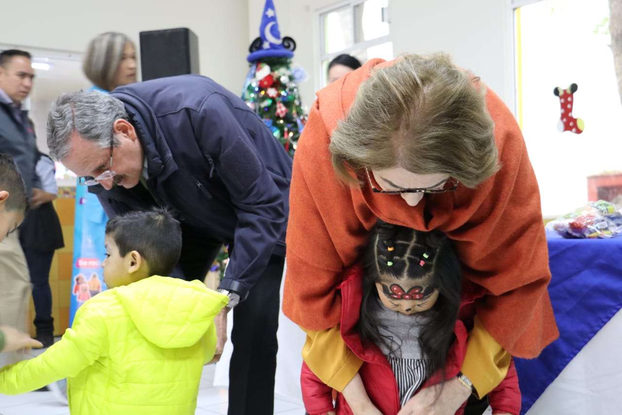 Ofrece DIF Estatal posada navideña a niñas y niños de Casa Cuna | La ...