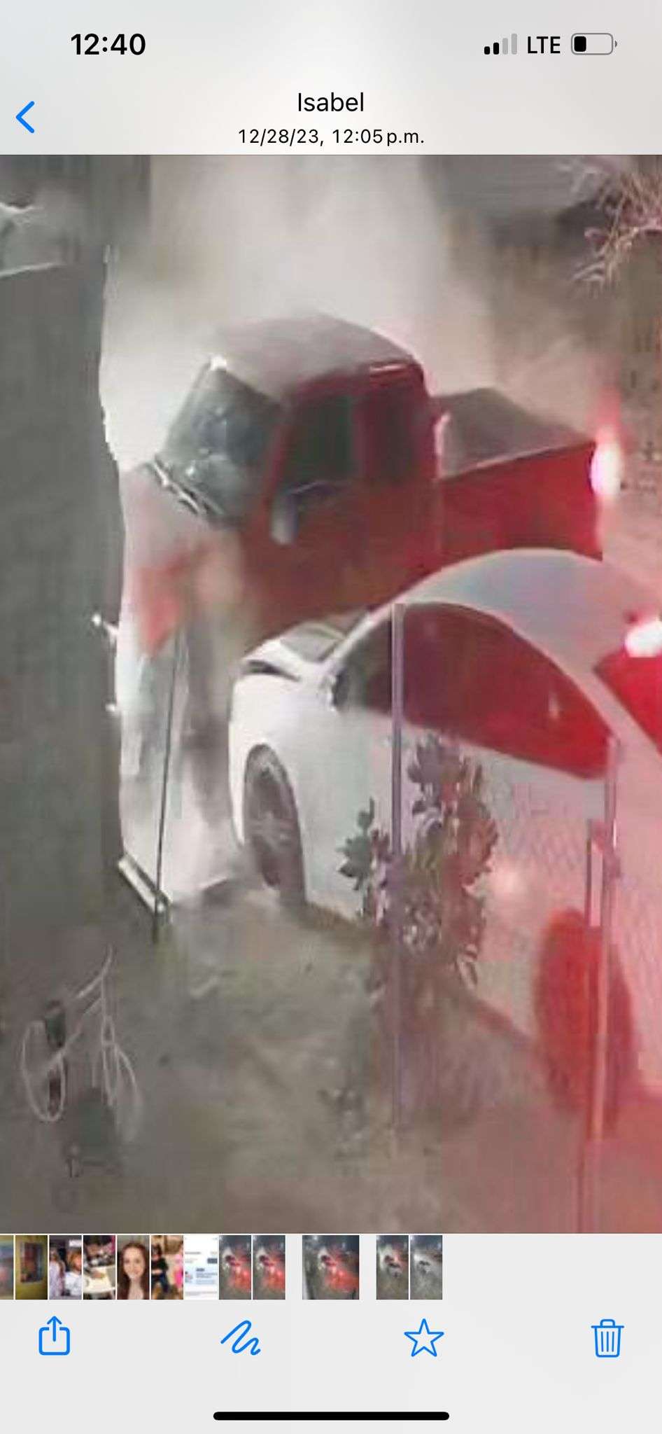 Choca contra auto estacionado y se da a la fuga | La Opción de Chihuahua