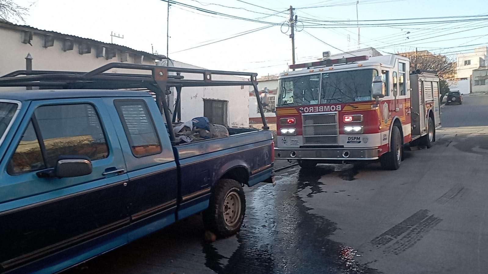 Sofocan bomberos incendio en vivienda de la colonia Obrera | La Opción ...