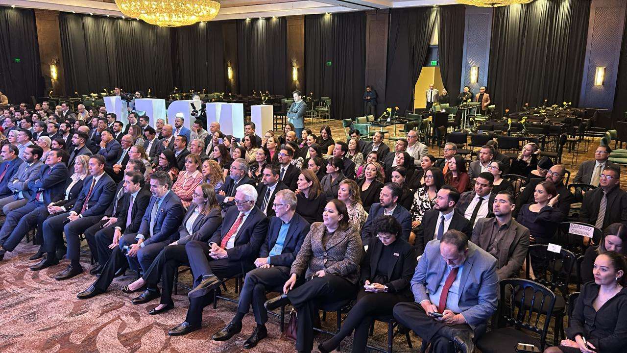 Rinde Román Rivas informe de actividades de INDEX y toma protesta el ...