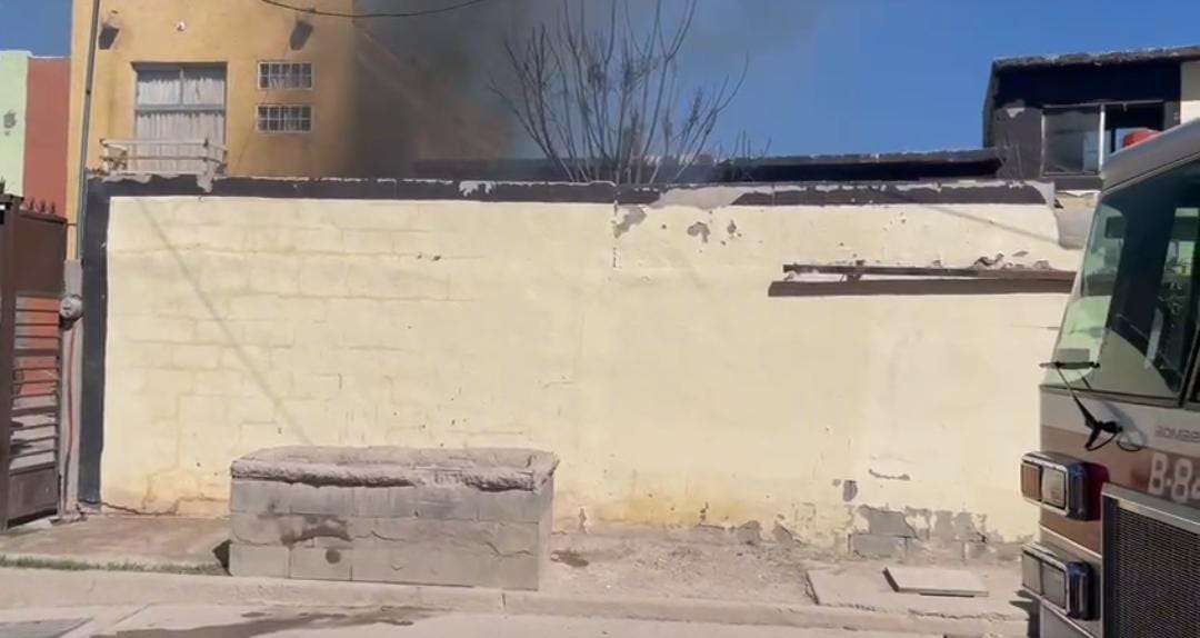 Sofocan incendio al interior de una casa en la colonia El Palomar | La ...