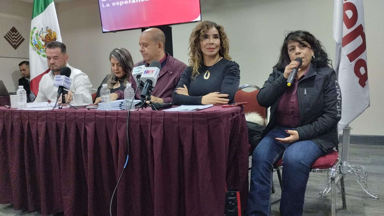 Diputados de Morena a favor de que se investigue por corrupción a Cruz