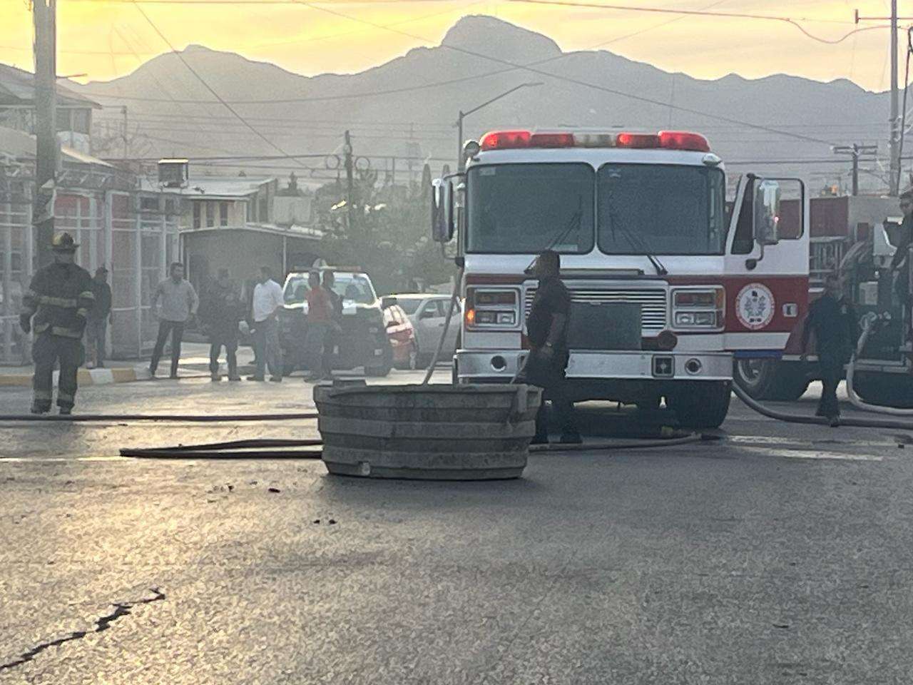 Registran incendio de la caja de un trailer en colonia La Cuesta | La ...