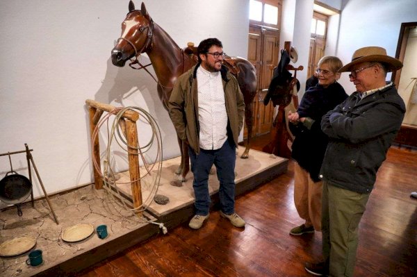 Visita Alcalde museo de apachería en la ex hacienda El Sauz | La Opción ...