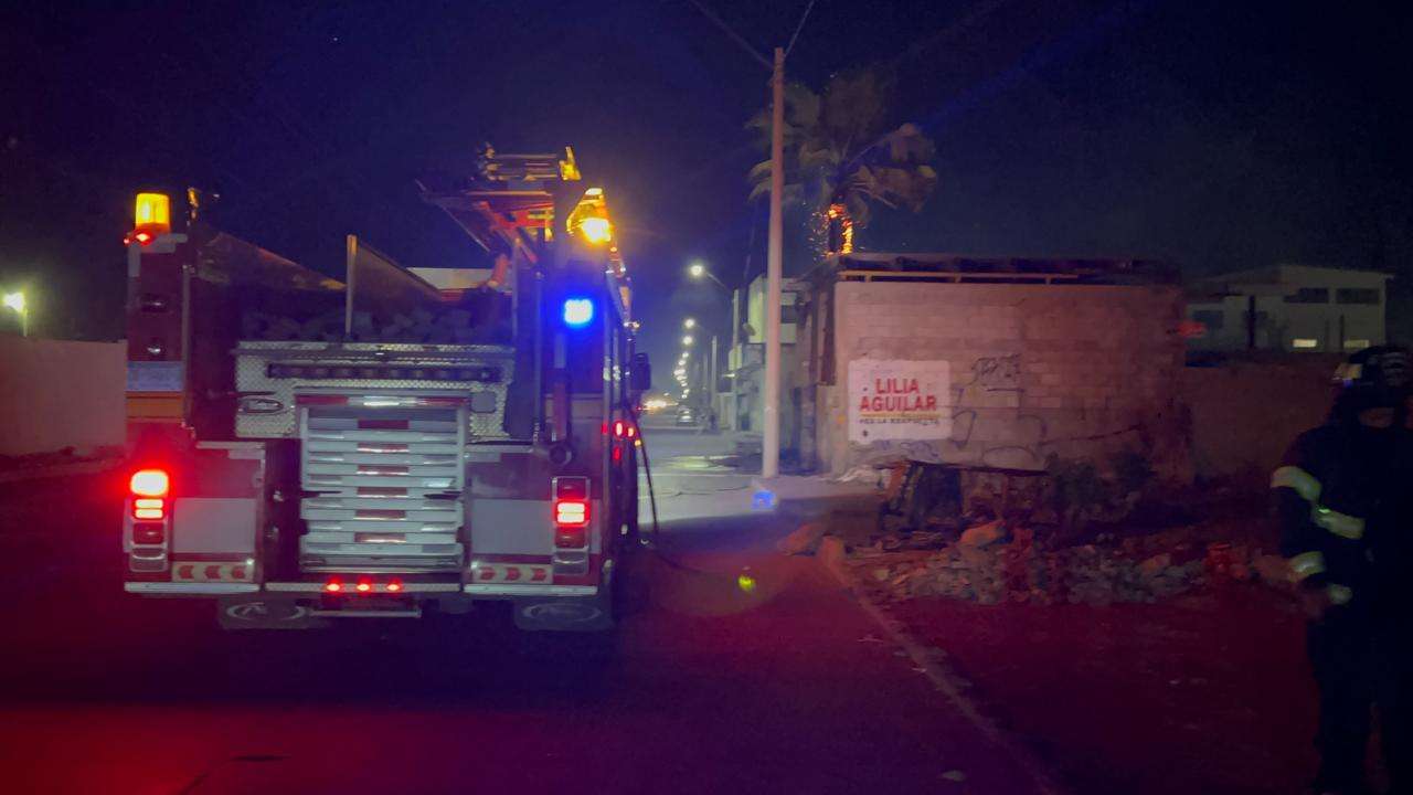 Arde finca abandonada en la colonia Villa | La Opción de Chihuahua