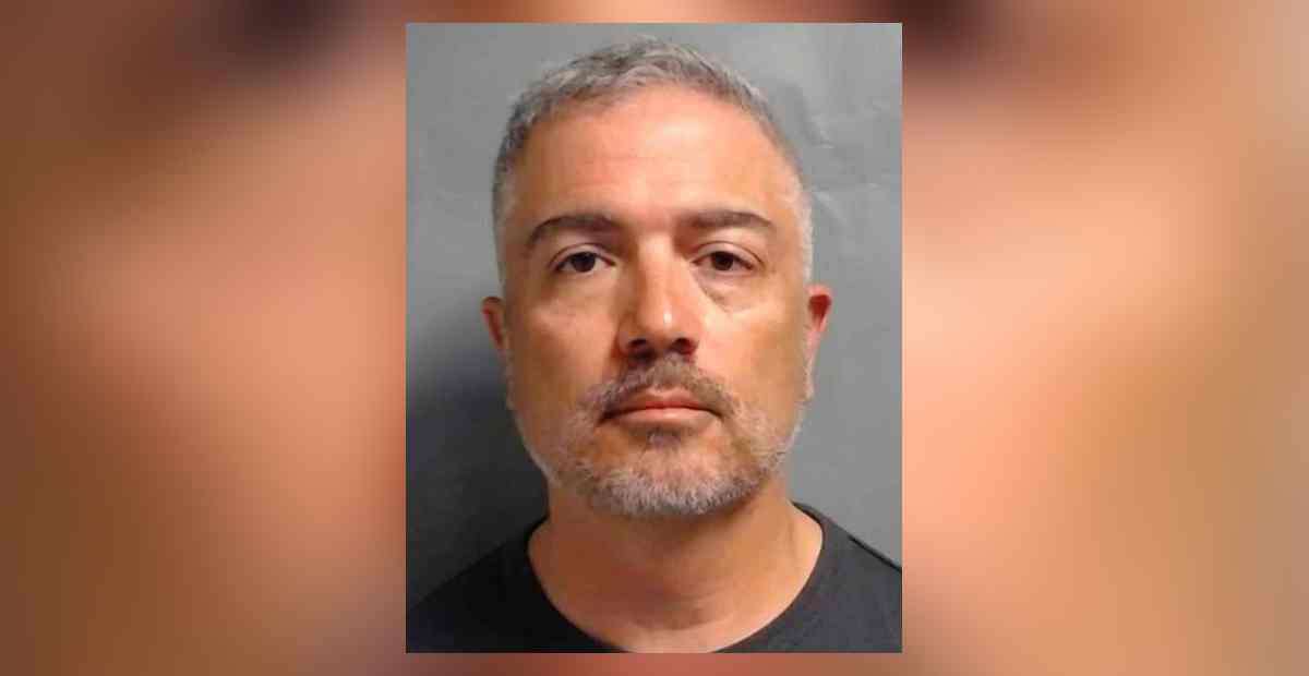 Sentencian a veterano de la DEA a tres años de prisión