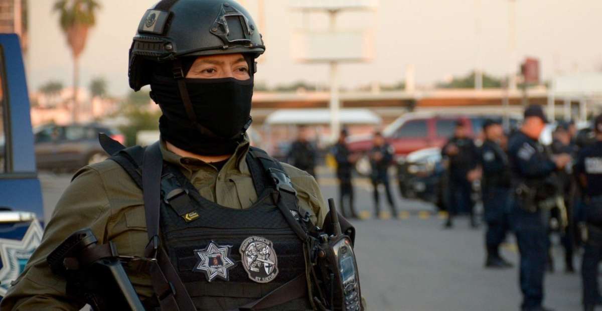 Disparan hombres armados contra el edificio de un medio local de información en Culiacán 