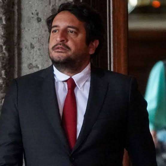 Sheinbaum considera a Andrés López Beltrán para Subsecretaría de Egresos