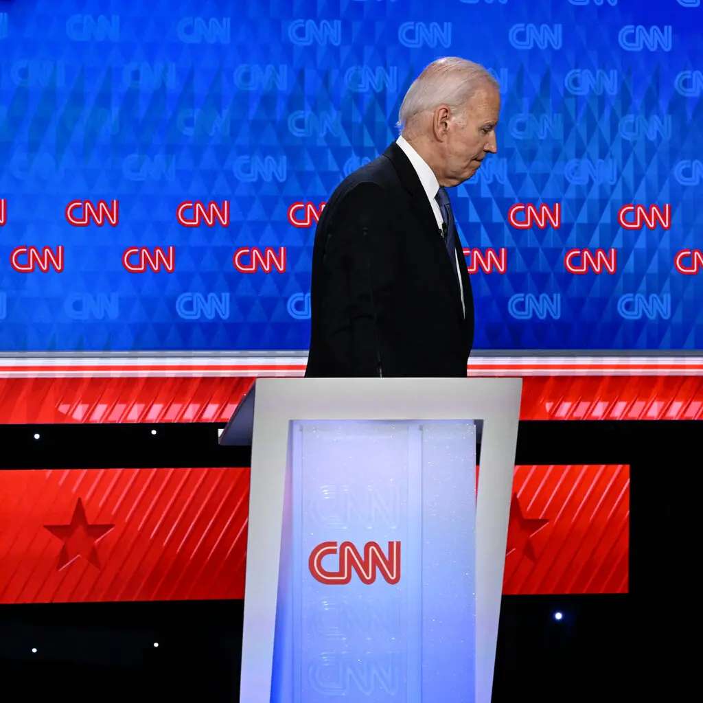 Reunión urgente en el DNC con la presencia del equipo de Biden