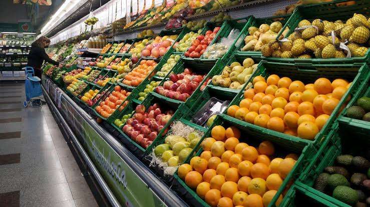 Inflación llega a 4.98% en junio por alza en frutas y verduras