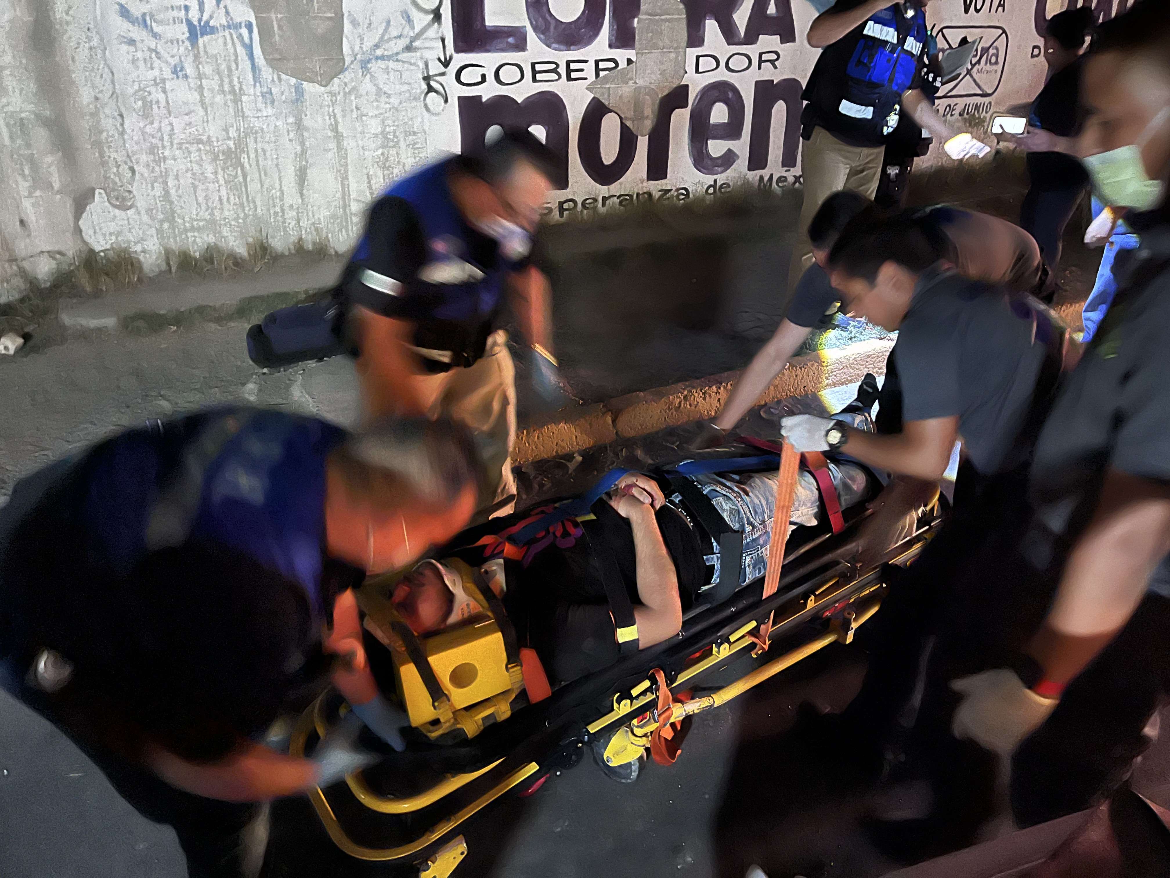 Conductor ebrio choca contra poste y termina volcado | La Opción de ...