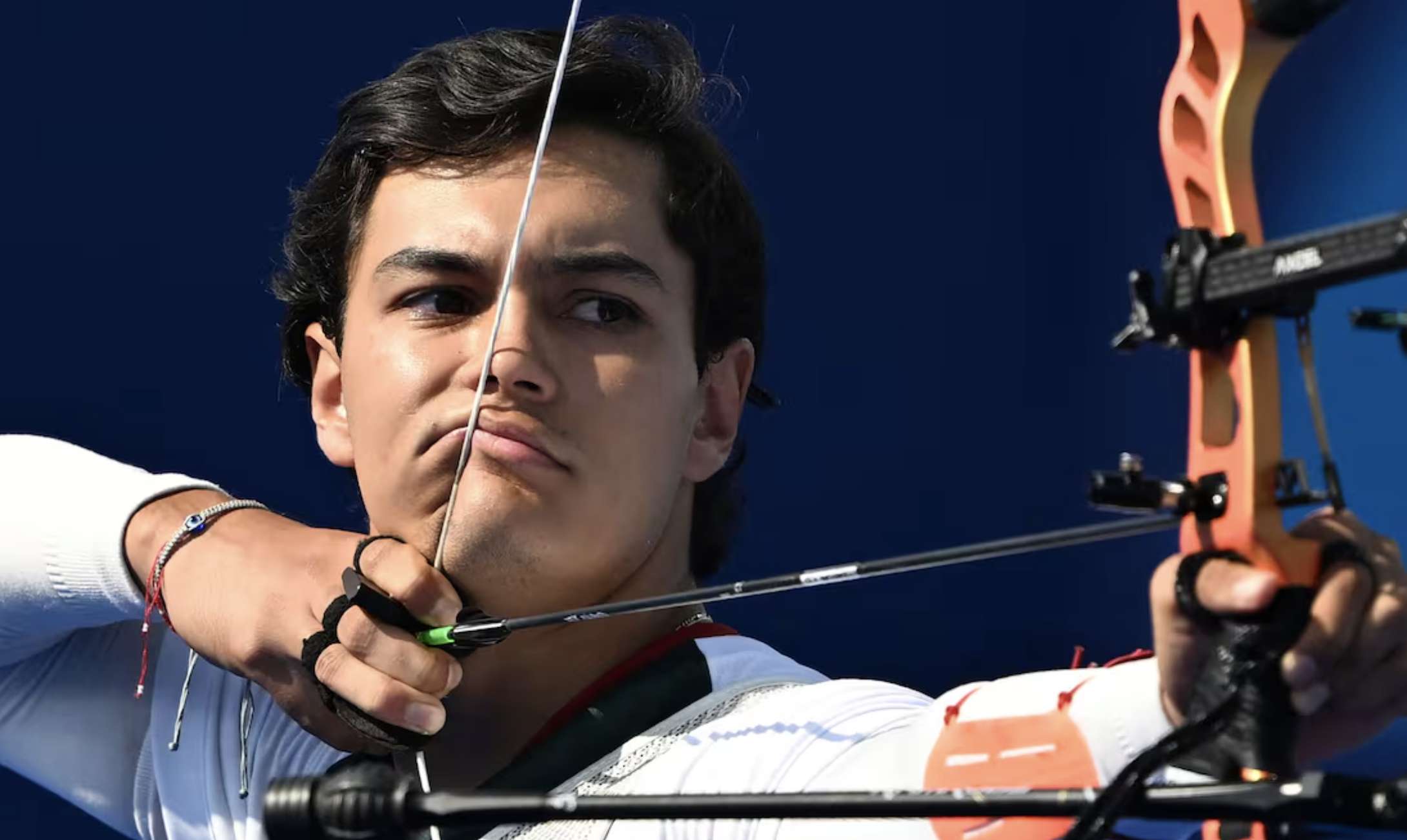 Pasa Matías Grande a octavos de final; va por el oro para México