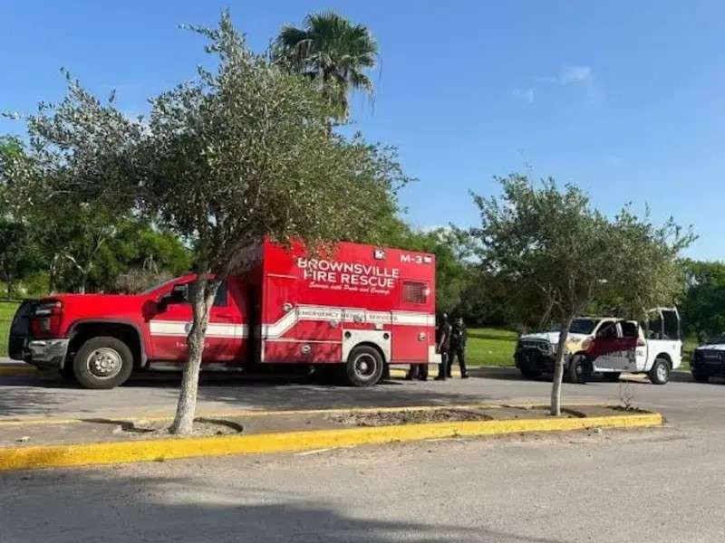 Roba ambulancia en Texas y la abandona en Matamoros, Tamaulipas