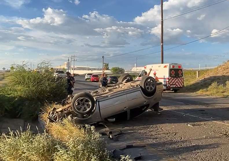 Choque con volcadura en la rúa Delicias deja 1 muerto y 2 lesionados