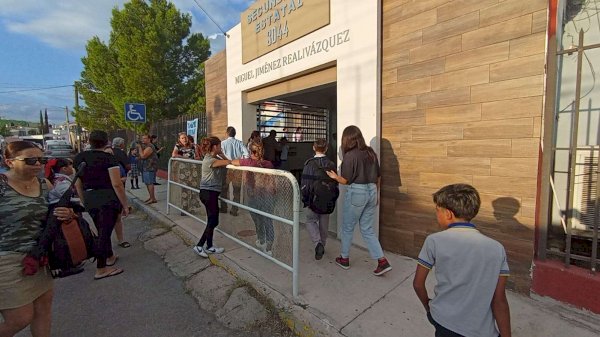 Regresan a clases cerca de 700 mil estudiantes en todo el estado | La ...