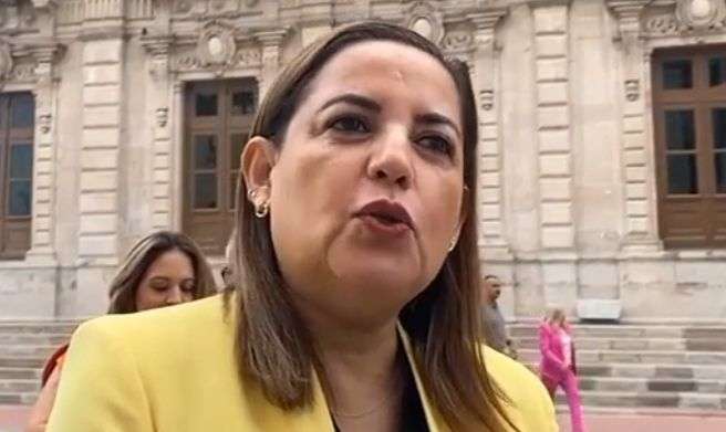 Carece de toda calidad moral para referirse a mi persona: Myriam a Corral