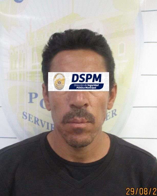 Detienen a sujeto por robar Oxxo en el Juan Pablo ll